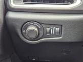 Thumbnail of 2025 Diamond Black Crystal Pearlcoat Chrysler Voyager