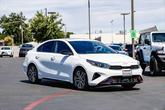 Thumbnail of 2023 Snow White Pearl Kia Forte