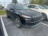 Thumbnail of 2016 Brilliant Black Crystal Pearlcoat Jeep Cherokee