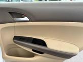 Thumbnail of 2009 Taffeta White Honda Accord