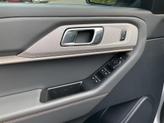 Thumbnail of 2025 Space White Metallic Ford Explorer