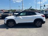 Thumbnail of 2021 Iridescent Pearl Tricoat Chevrolet Trailblazer