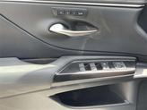 Thumbnail of 2019 Silver Lining Metallic Lexus ES 300h