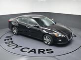 Thumbnail of 2019 Super Black Nissan Altima