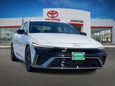 Photo of 2025 Atlas White Hyundai ELANTRA
