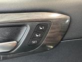 Thumbnail of 2021 Blizzard Pearl Toyota Highlander Hybrid
