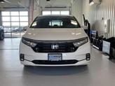 Thumbnail of 2021 Platinum White Pearl Honda Odyssey
