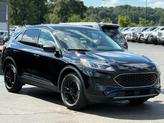 Thumbnail of 2022 Agate Black Metallic Ford Escape
