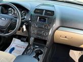 Thumbnail of 2017 Blue Jeans Metallic Ford Explorer