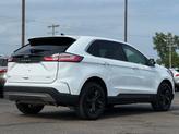 Thumbnail of 2023 Oxford White Ford Edge
