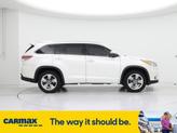 Thumbnail of 2016 White Toyota Highlander