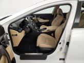 Thumbnail of 2014 White Hyundai Azera