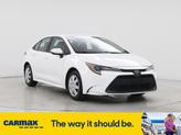 Photo of 2022 White Toyota Corolla