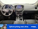 Photo of 2017 Silver Nissan Pathfinder