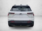 Thumbnail of 2025 Iridescent Pearl Tricoat Chevrolet Equinox