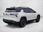 Thumbnail of 2025 Iridescent Pearl Tricoat Chevrolet Equinox