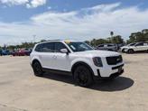 Thumbnail of 2022 Glacial White Pearl Kia Telluride