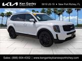 Photo of 2022 Glacial White Pearl Kia Telluride