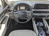 Thumbnail of 2022 Glacial White Pearl Kia Telluride