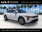 Photo of 2025 Snow White Pearl Kia K4