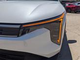 Thumbnail of 2025 Snow White Pearl Kia K4