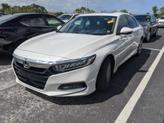 Thumbnail of 2018 Platinum White Pearl Honda Accord