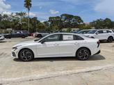 Thumbnail of 2025 Snow White Pearl Kia K5
