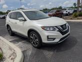 Thumbnail of 2020 White Nissan Rogue