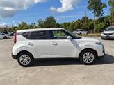 Thumbnail of 2022 Snow White Pearl Kia Soul