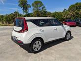 Thumbnail of 2022 Snow White Pearl Kia Soul