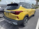 Thumbnail of 2023 Starbright Yellow / Black Roof Kia Seltos