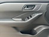 Thumbnail of 2025 Everest White Pearl Nissan Rogue