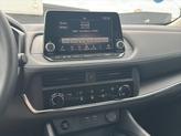 Thumbnail of 2025 Everest White Pearl Nissan Rogue