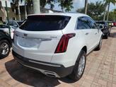Thumbnail of 2020 Crystal White Tricoat Cadillac XT5