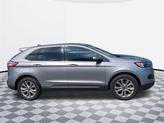 Thumbnail of 2022 Silver Metallic Ford Edge