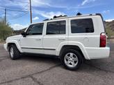 Thumbnail of 2008 Stone White Clearcoat Jeep Commander