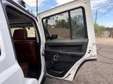 Thumbnail of 2008 Stone White Clearcoat Jeep Commander