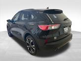 Thumbnail of 2022 Agate Black Metallic Ford Escape