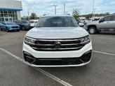Thumbnail of 2021 Pure White Volkswagen Atlas