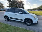 Thumbnail of 2014 Bianco (White) FIAT 500L