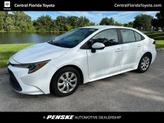 Photo of 2021 Super White Toyota Corolla
