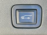 Thumbnail of 2022 Crystal White Tricoat Cadillac Escalade