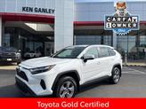 Photo of 2022 White Toyota RAV4 Hybrid