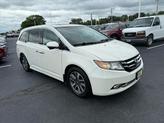 Thumbnail of 2016 White Diamond Pearl Honda Odyssey
