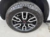 Thumbnail of 2021 White GMC Yukon XL