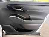 Thumbnail of 2022 White Toyota Highlander