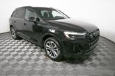 Photo of 2025 Mythos Black Metallic Audi Q7