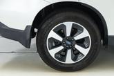 Thumbnail of 2018 Crystal White Pearl Subaru Forester
