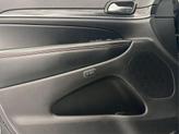 Thumbnail of 2020 Diamond Black Crystal Pearlcoat Jeep Grand Cherokee