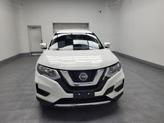 Thumbnail of 2019 White Nissan Rogue